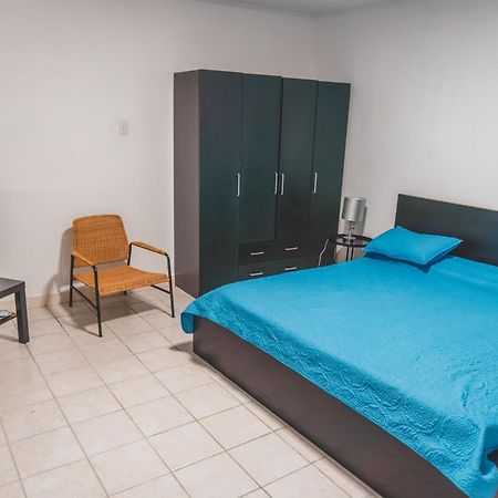 Klip Lagoon Apartsments Oranjestad Ngoại thất bức ảnh